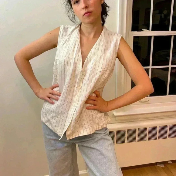 Stripped Linen button down sleeveless top 1x - Picture 2 of 7